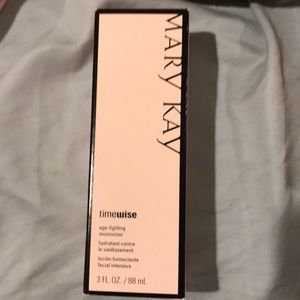 Mary Kay normal/dry Timewise moisturizer